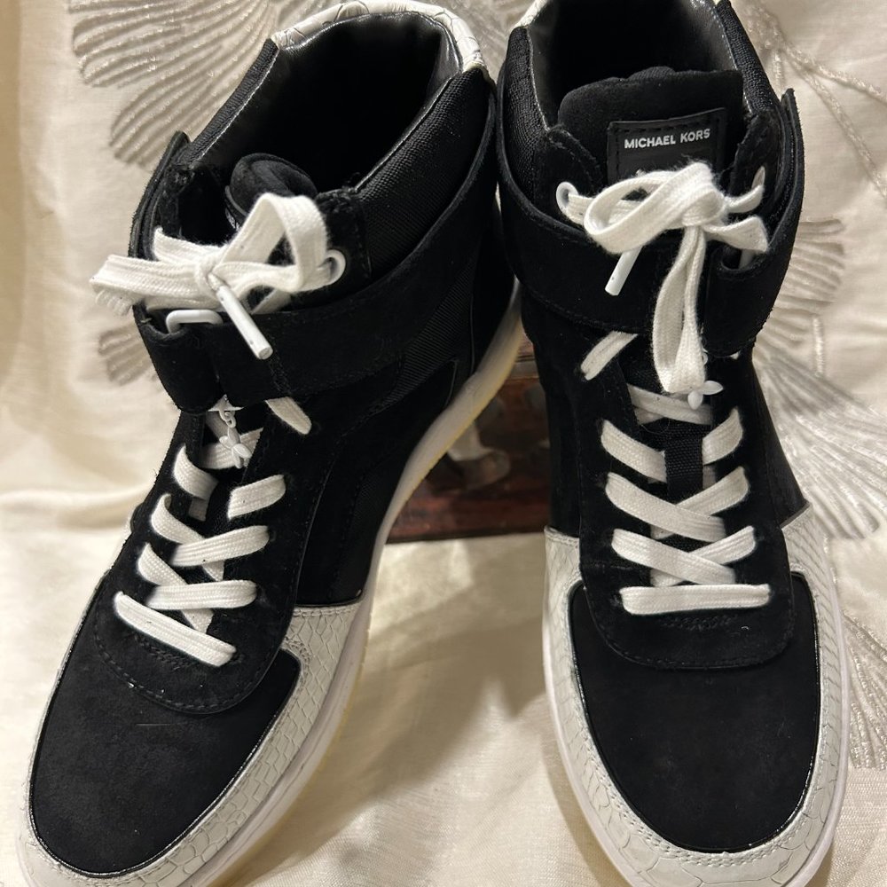 Michael Kors Jaden High Top Black Optic White Sneaker NWOT